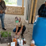 Preparación de insumos orgánicos y reproducción de microorganismos.